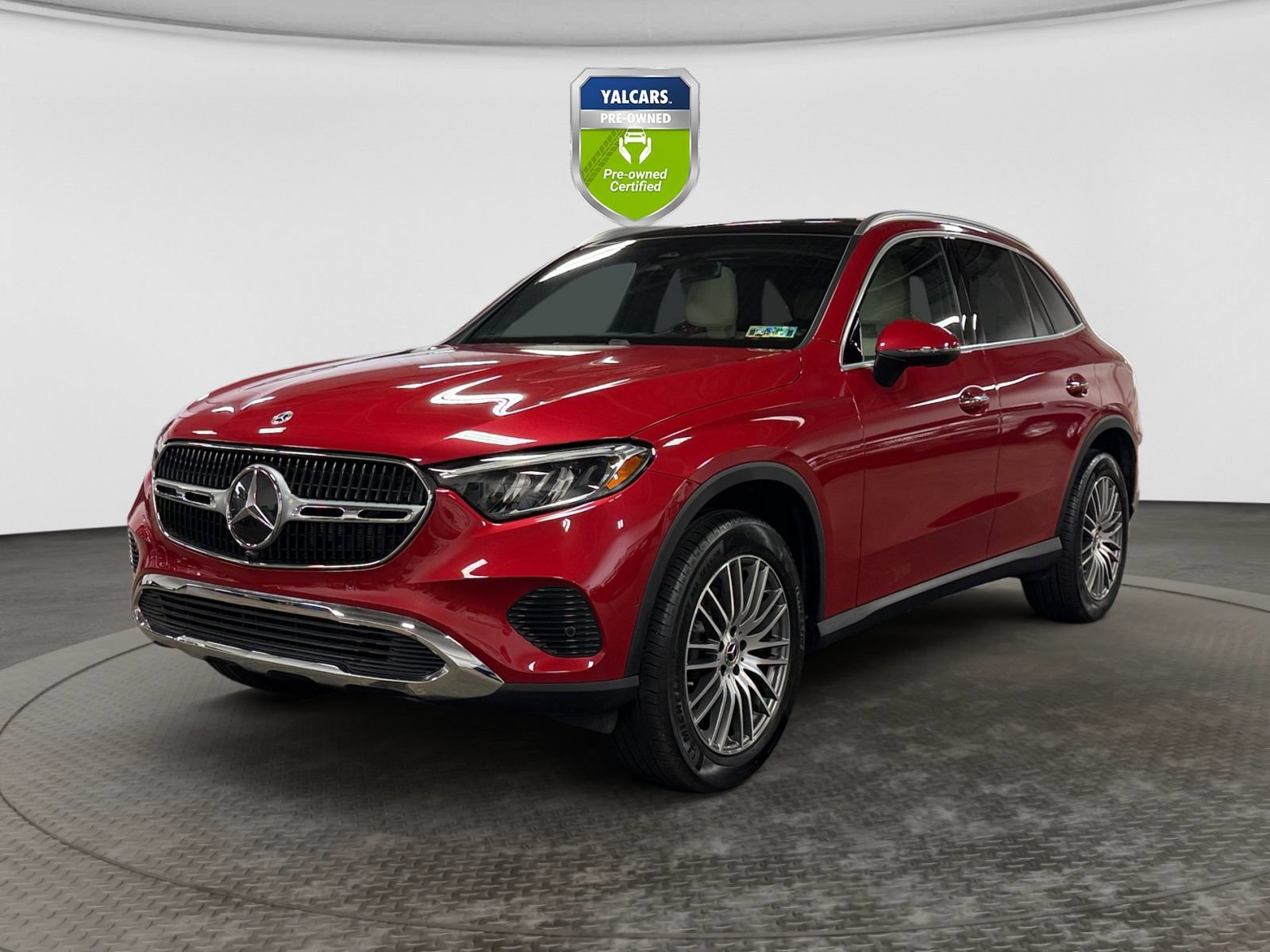 Used 2026 Mercedes-Benz GLC 300 4MATIC image 1