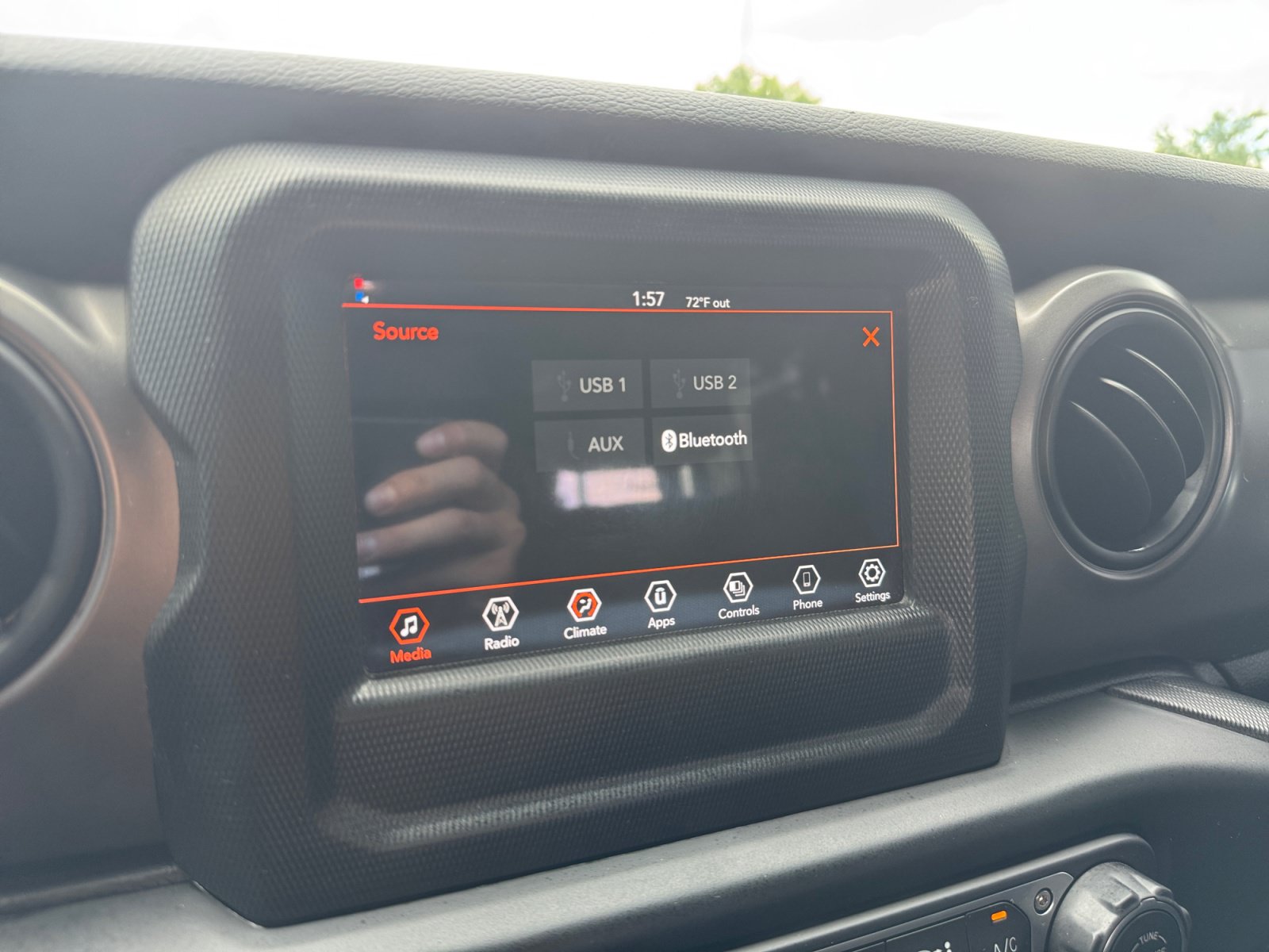 Used 2022 Jeep Wrangler Unlimited Sport AWD/4WD image 17