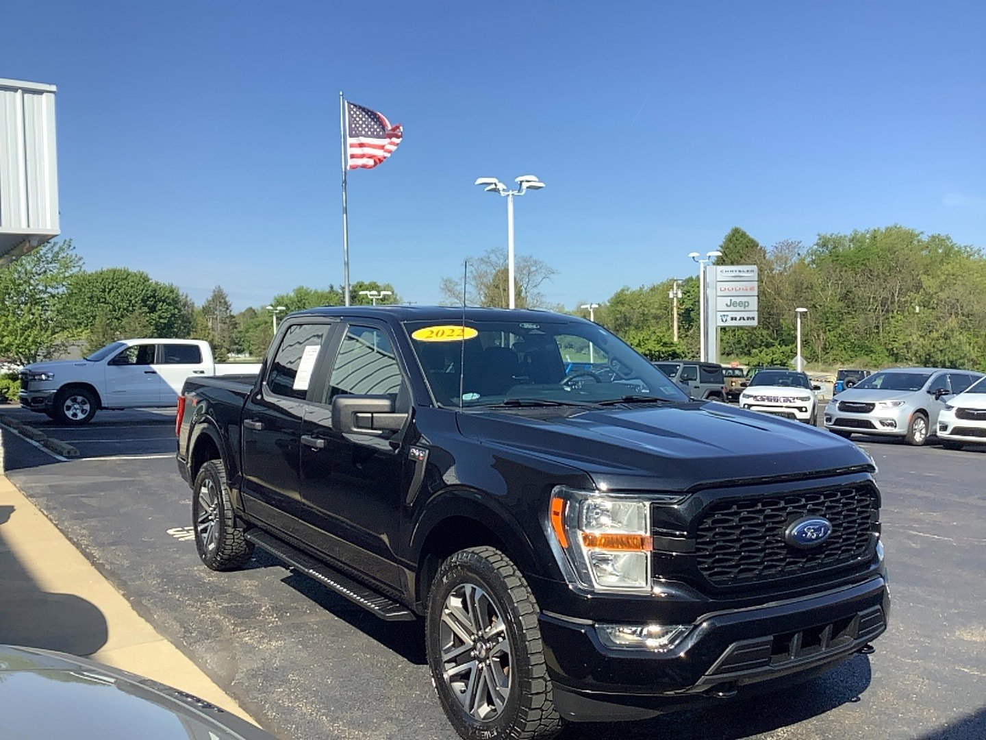 Used 2022 Ford F150 XL w/ STX Appearance Package AWD/4WD image 3