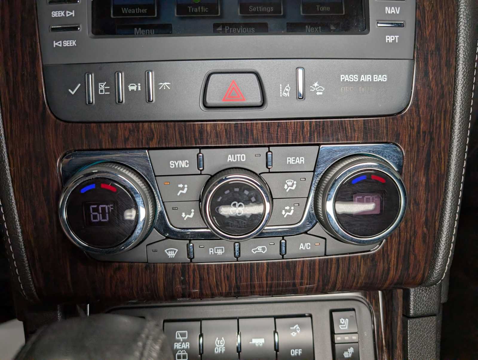 Used 2017 Chevrolet Traverse Premier AWD/4WD image 34