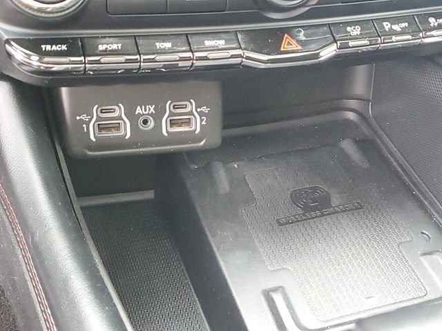 Used 2021 Dodge Durango R/T w/ Tow 'N Go Package AWD/4WD image 24