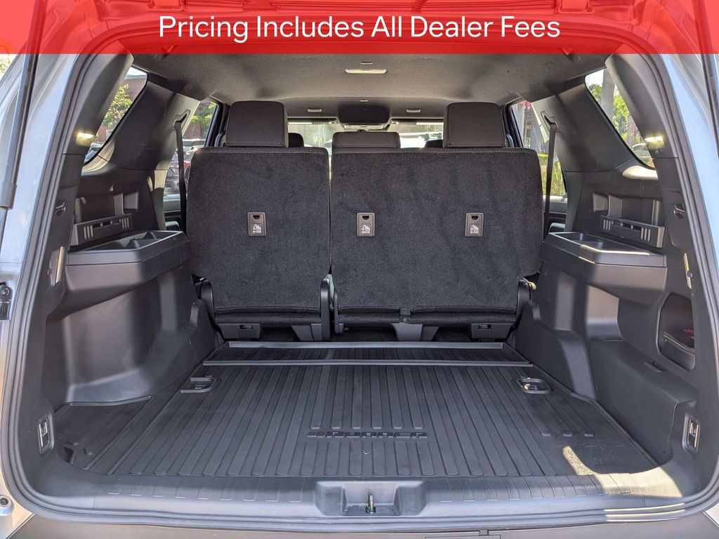 Certified 2025 Toyota 4Runner SR5 AWD/4WD image 14