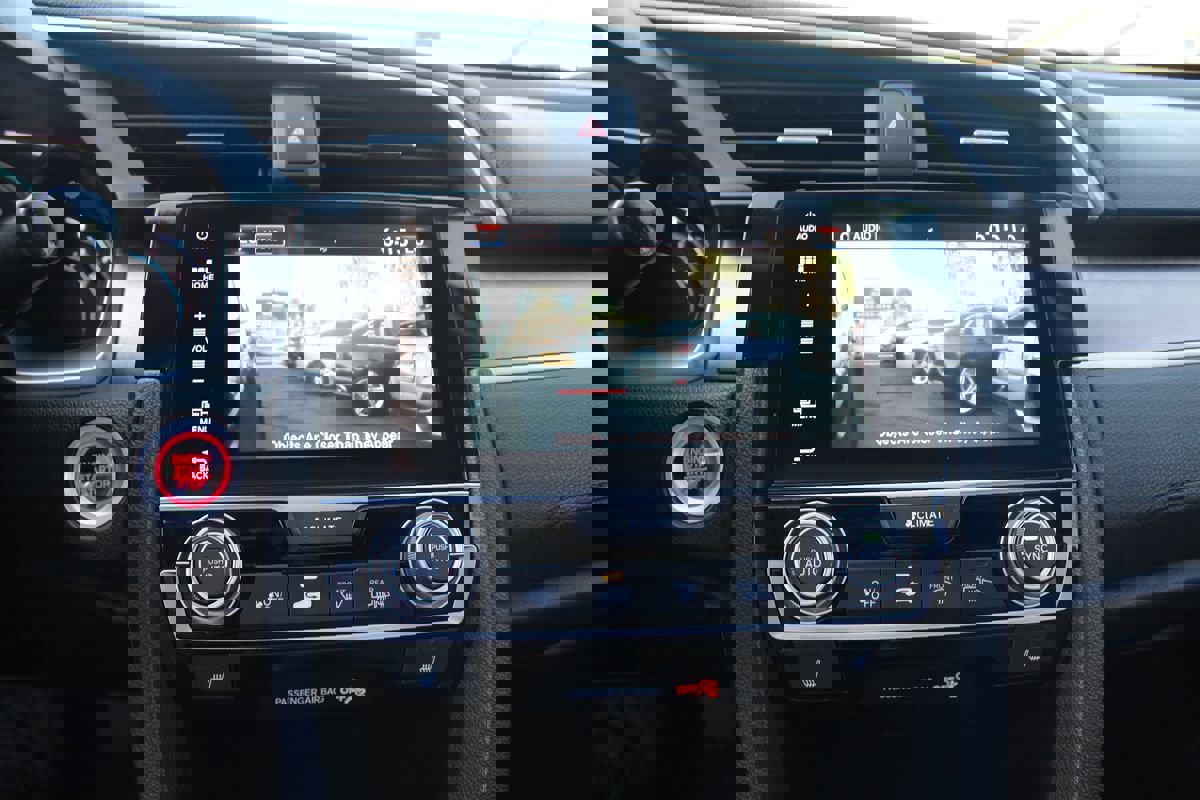 Used 2017 Honda Civic EX-T image 28