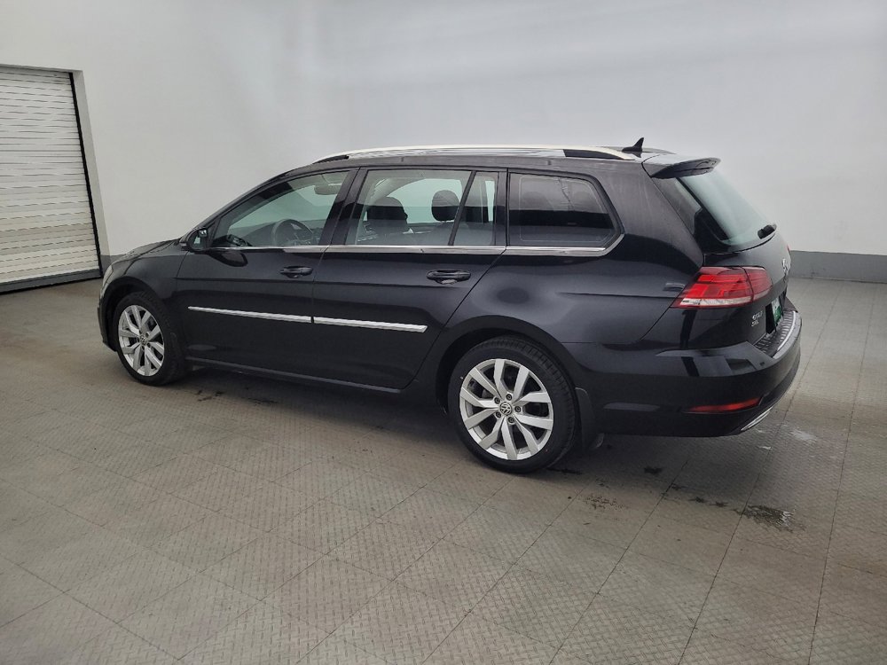 Used 2018 Volkswagen Golf SEL image 3
