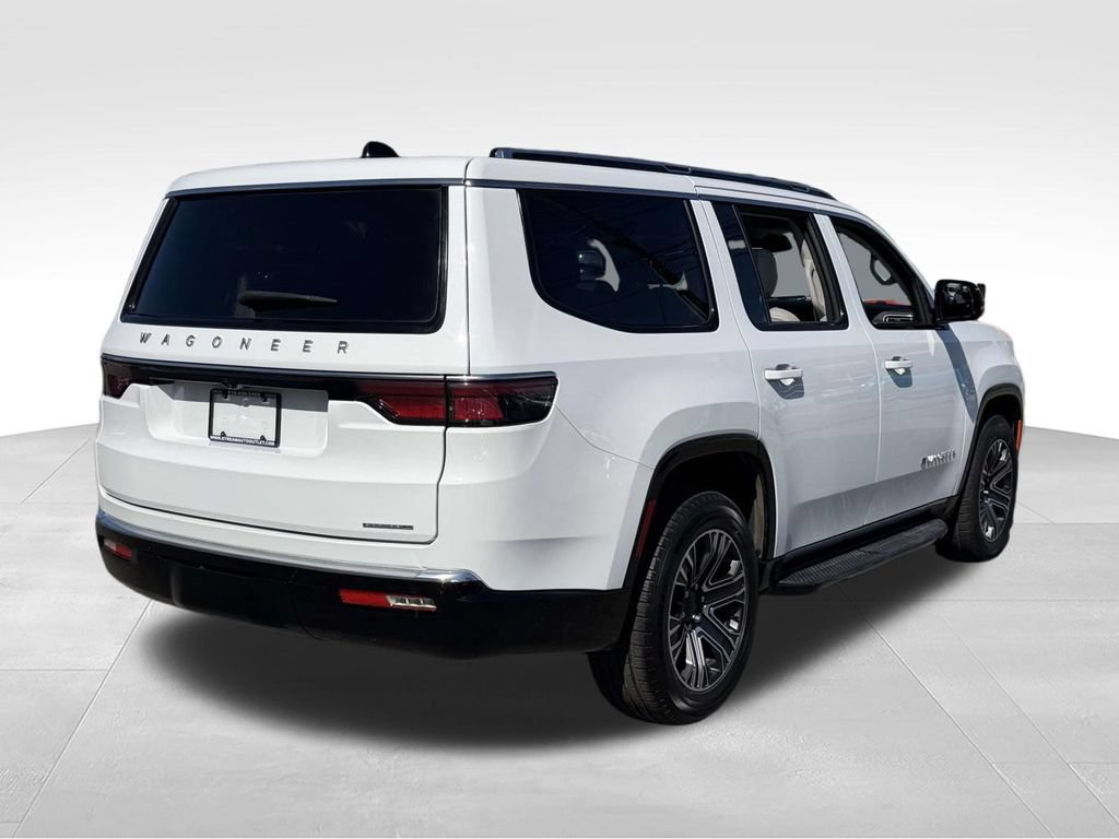 Used 2024 Jeep Wagoneer Series II w/ Flexible Seating Group AWD/4WD image 9