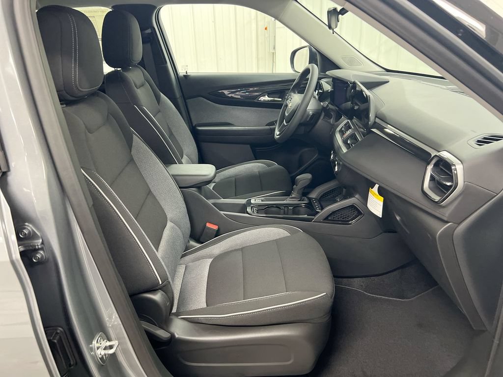 New 2026 Chevrolet TrailBlazer LS FWD image 21