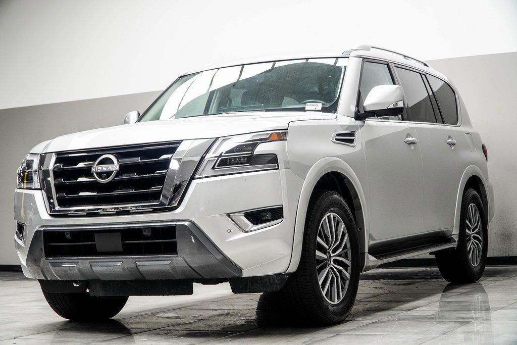 Used 2024 Nissan Armada SL image 8