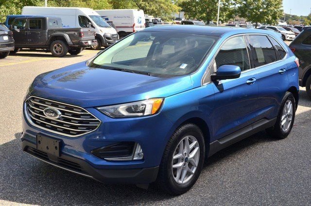 Used 2021 Ford Edge SEL w/ Convenience Package image 4
