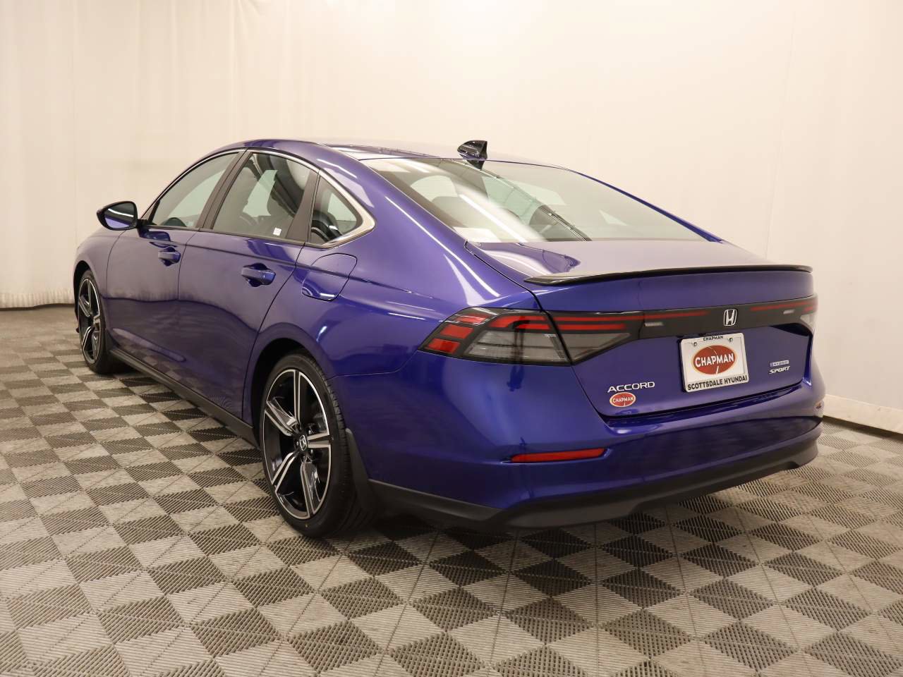 Used 2023 Honda Accord Sport image 3