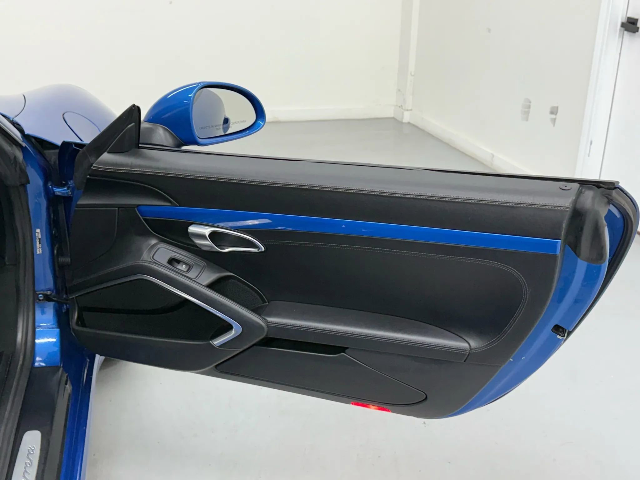 Used 2017 Porsche 911 Carrera image 14