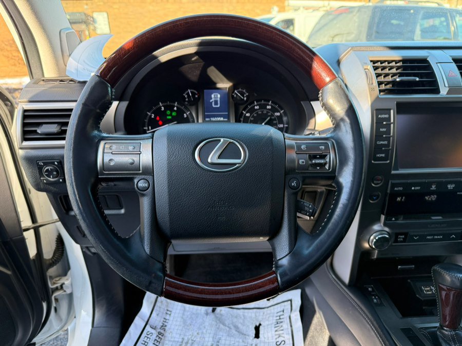 Used 2014 Lexus GX 460 w/ Premium Package image 15