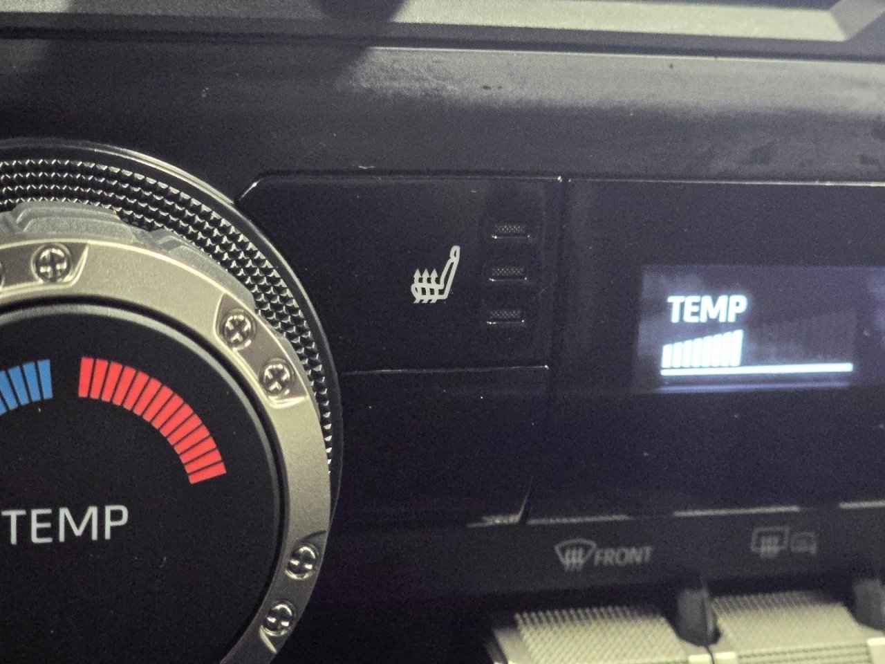 Certified 2025 Toyota Tacoma SR5 image 7