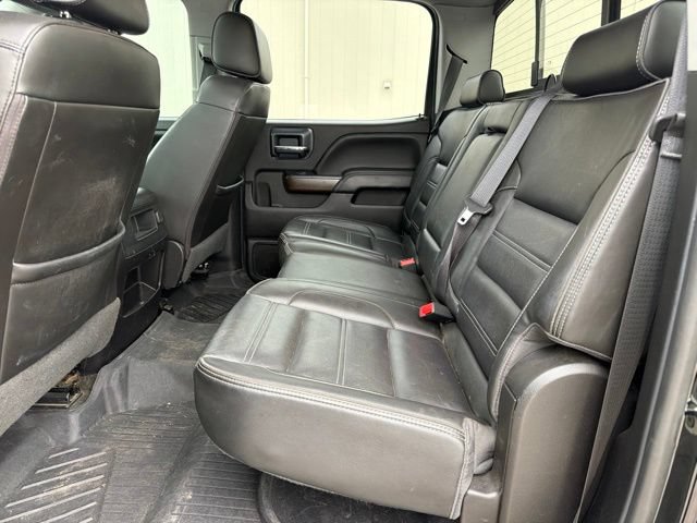 Used 2018 GMC Sierra 2500 Denali w/ Duramax Plus Package AWD/4WD image 15