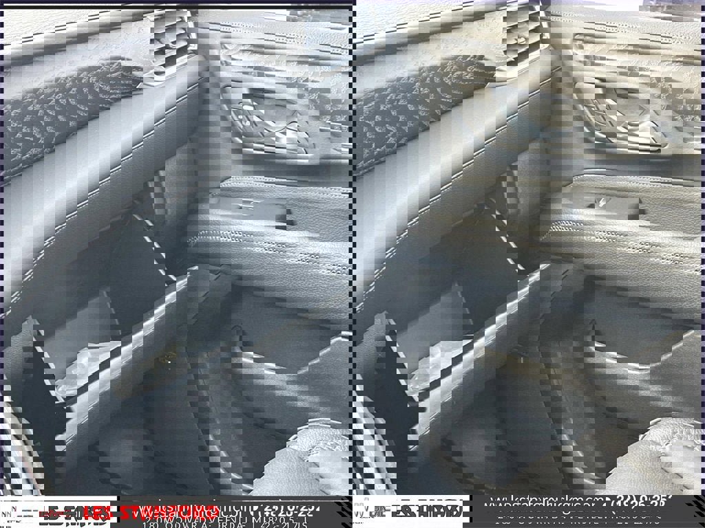 Certified 2023 GMC Yukon Denali w/ Denali Reserve Package image 35