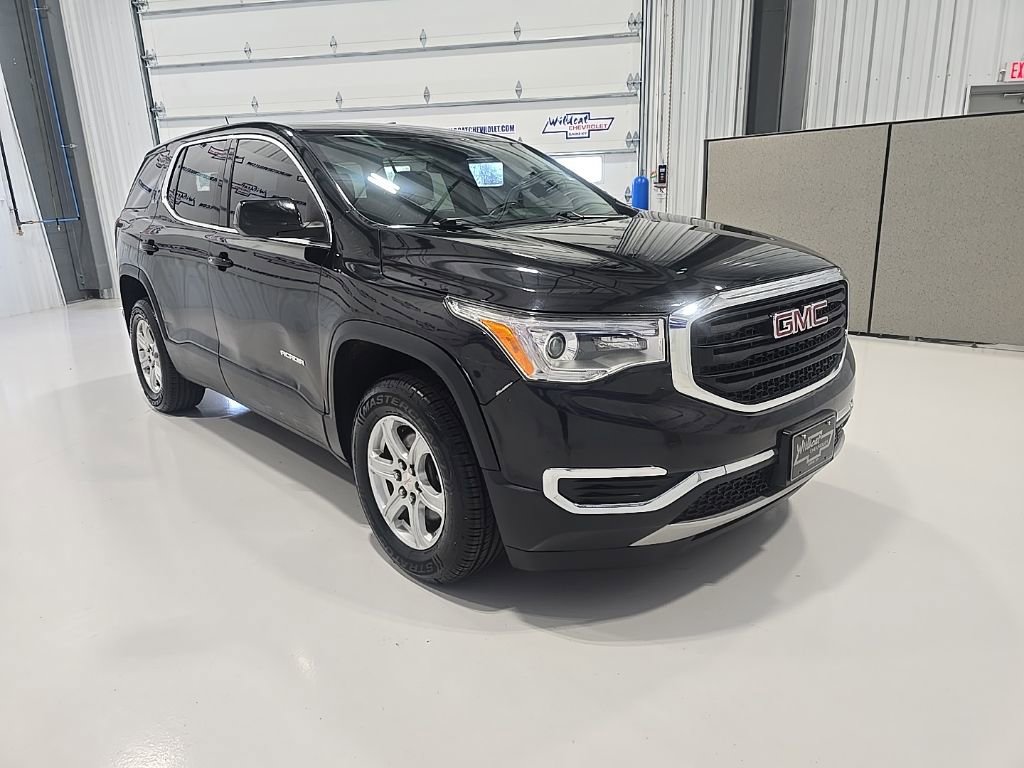 Used 2017 GMC Acadia SLE image 10