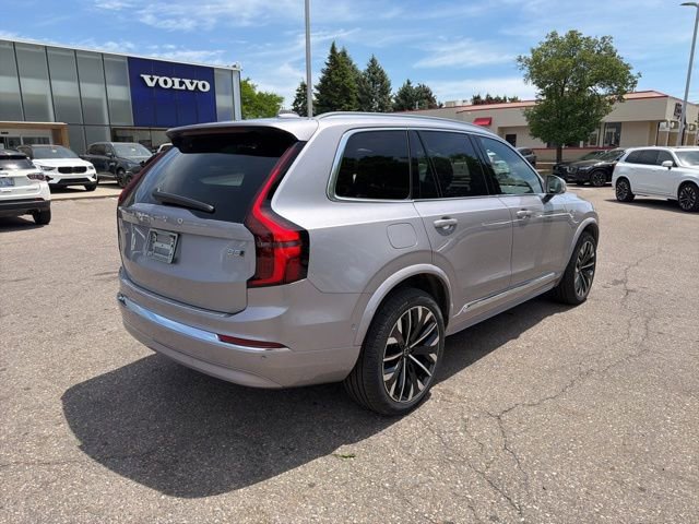 Used 2026 Volvo XC90 B5 Plus w/ Protection Package Premier AWD/4WD image 4