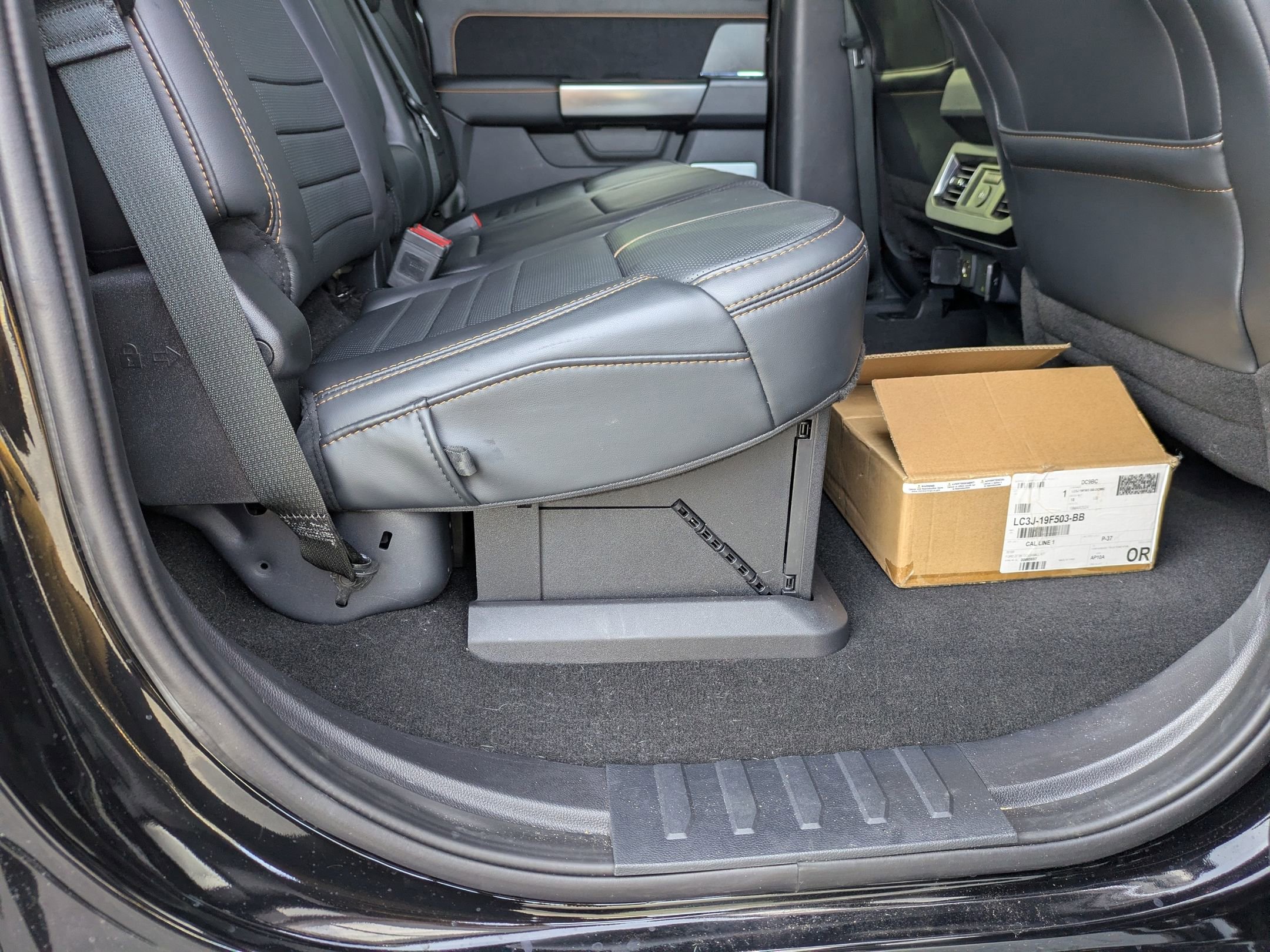 Certified 2024 Ford F250 Platinum image 38