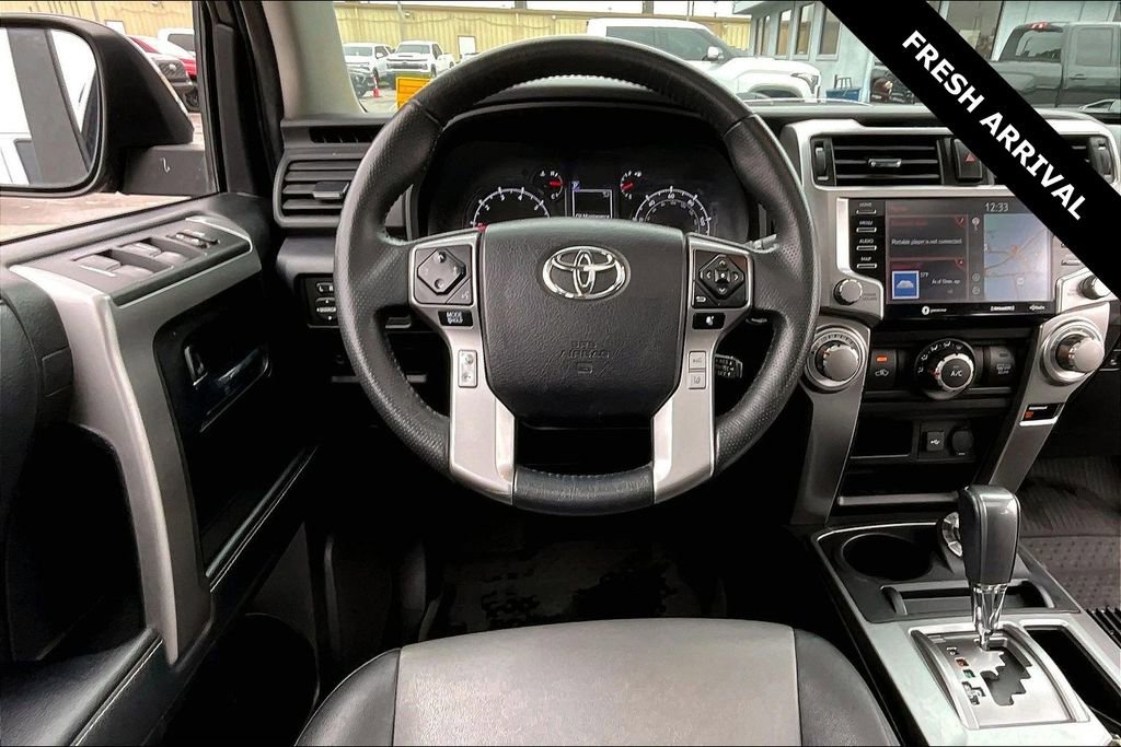 Used 2021 Toyota 4Runner SR5 Premium w/ Moonroof Package AWD/4WD image 8
