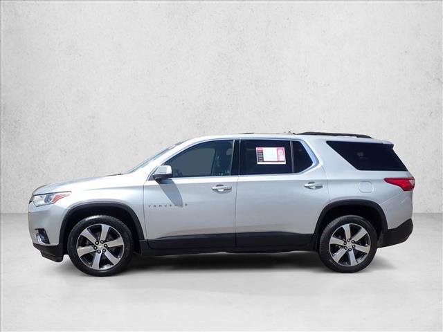 Used 2021 Chevrolet Traverse LT w/ LT Premium Package AWD/4WD image 2