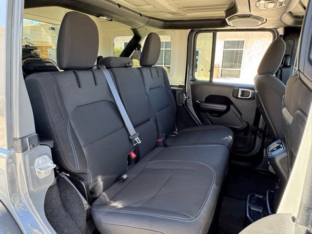Used 2023 Jeep Wrangler Unlimited Rubicon 4xe image 31
