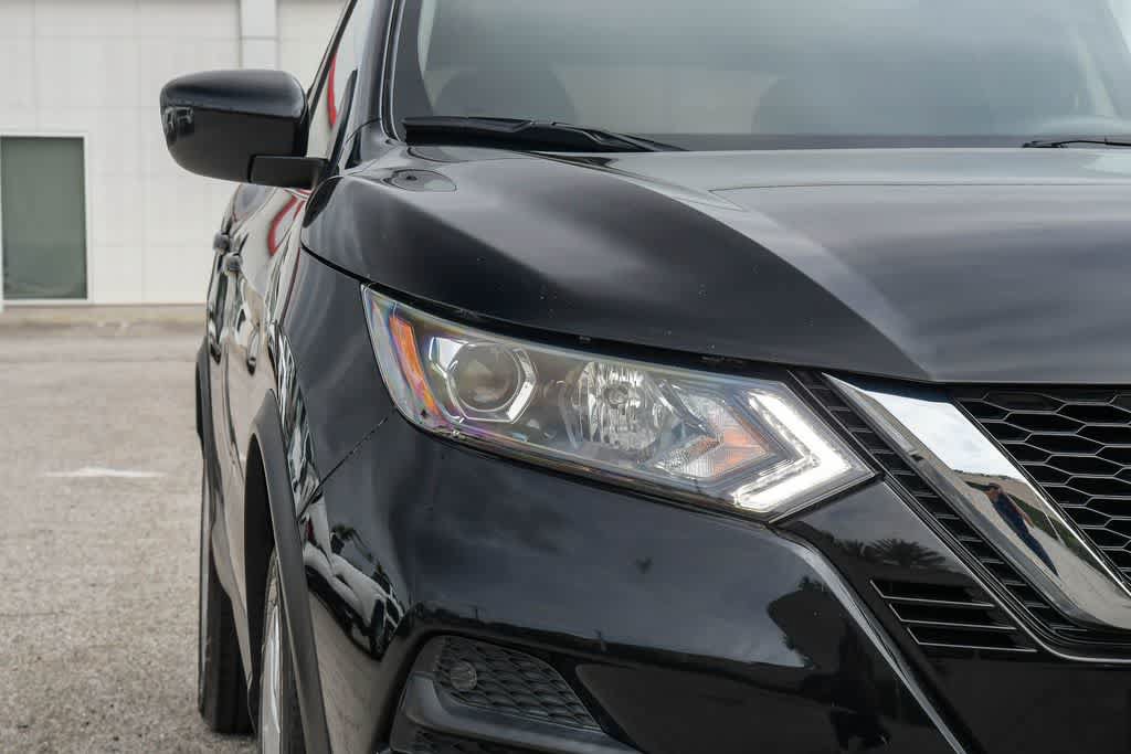 Used 2020 Nissan Rogue Sport S FWD image 4