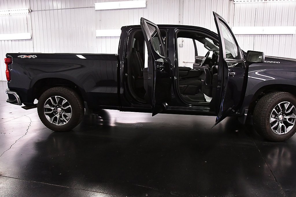 Used 2022 Chevrolet Silverado 1500 LT image 27