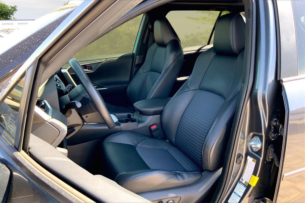 Used 2019 Toyota RAV4 XSE image 21