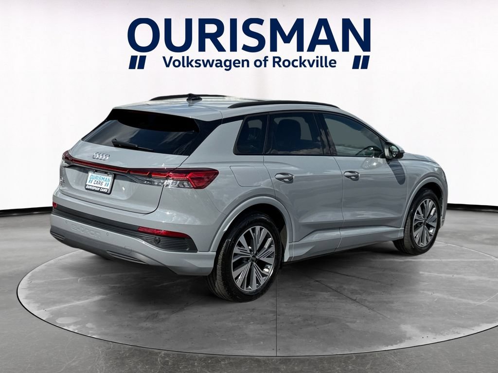 Used 2025 Audi Q4 e-tron Premium Plus RWD image 6