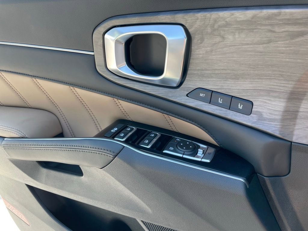 New 2026 Kia Sorento SX Prestige w/ Olive Brown Leather Package image 19