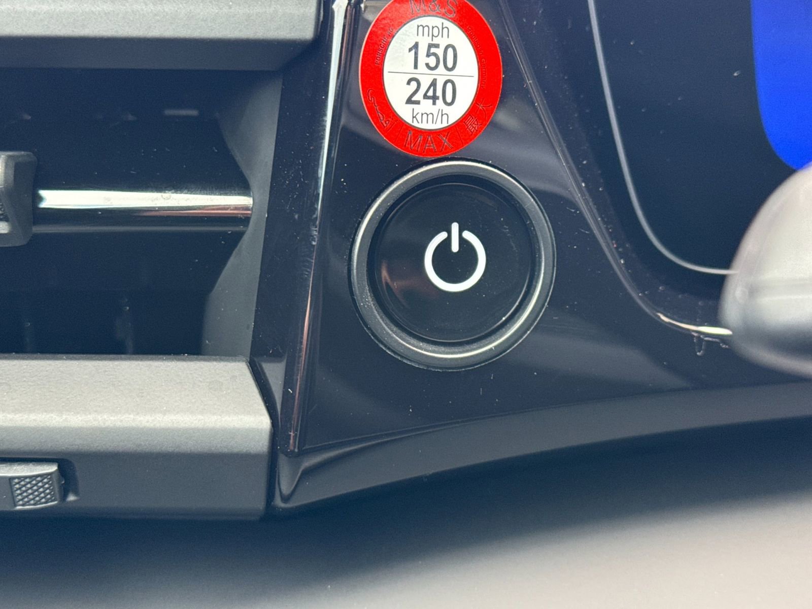 New 2026 Porsche Macan 4S Electric image 26