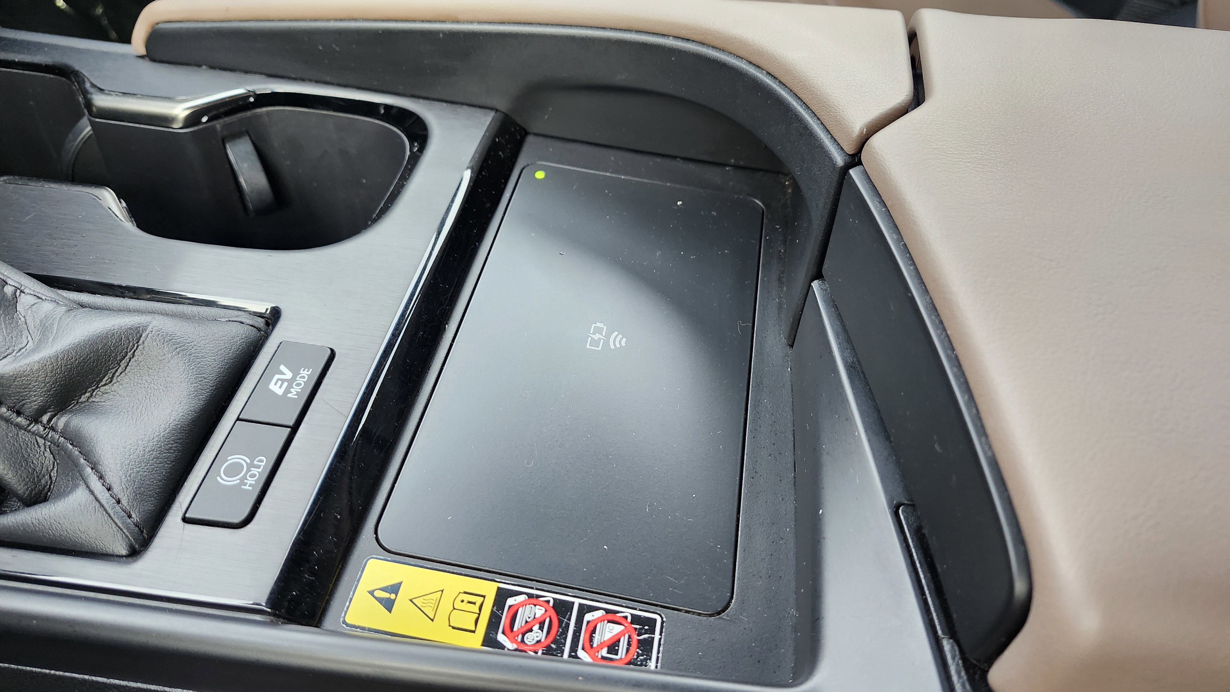 Used 2023 Lexus ES 300h w/ Luxury Package image 14