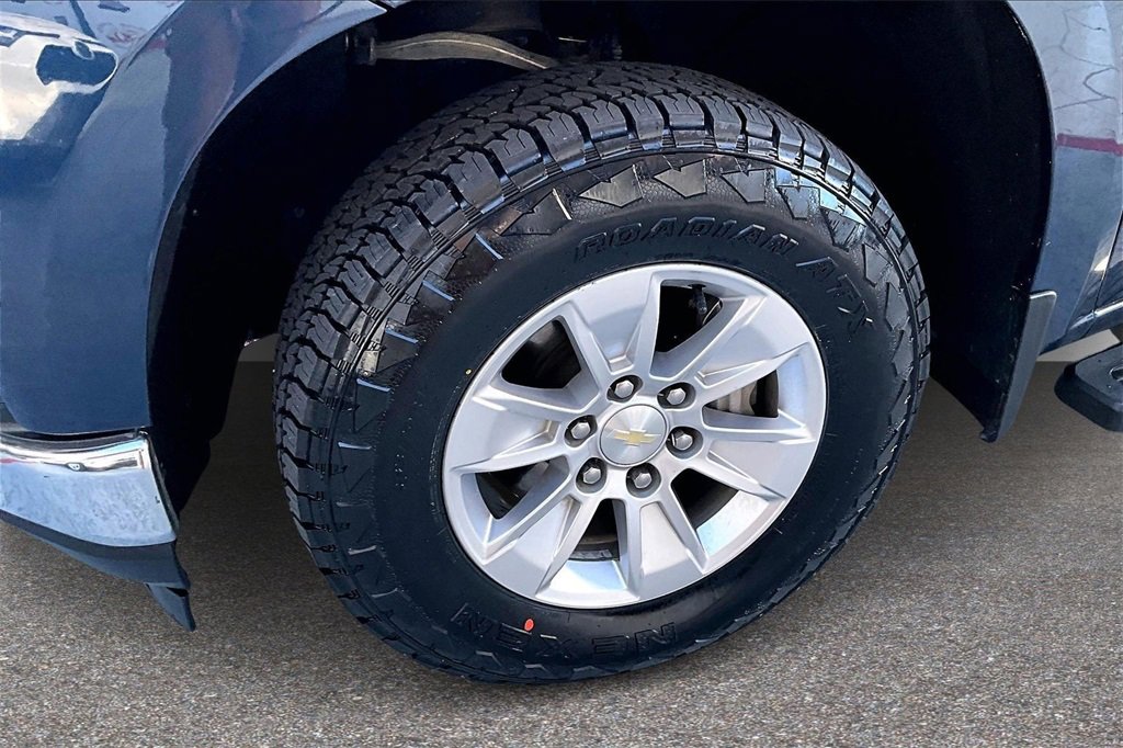 Used 2019 Chevrolet Silverado 1500 LT w/ All-Star Edition image 30