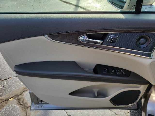 Used 2020 Lincoln Nautilus Reserve AWD/4WD image 9