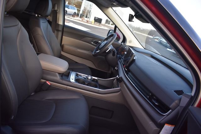 New 2026 Kia Carnival EX FWD image 14