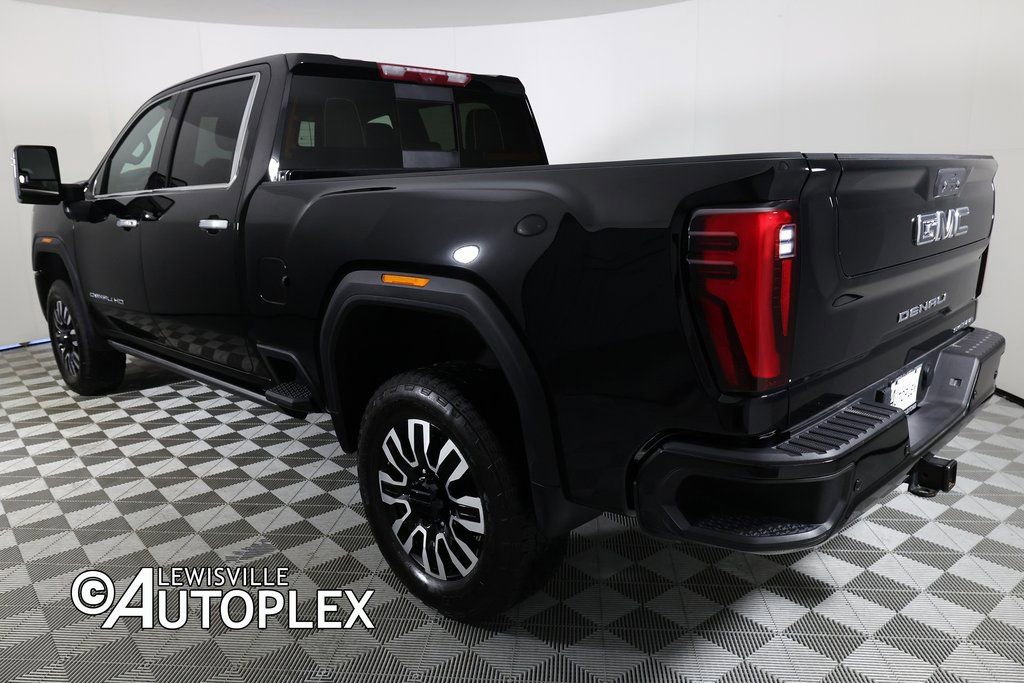 Used 2024 GMC Sierra 3500 Denali Ultimate image 11