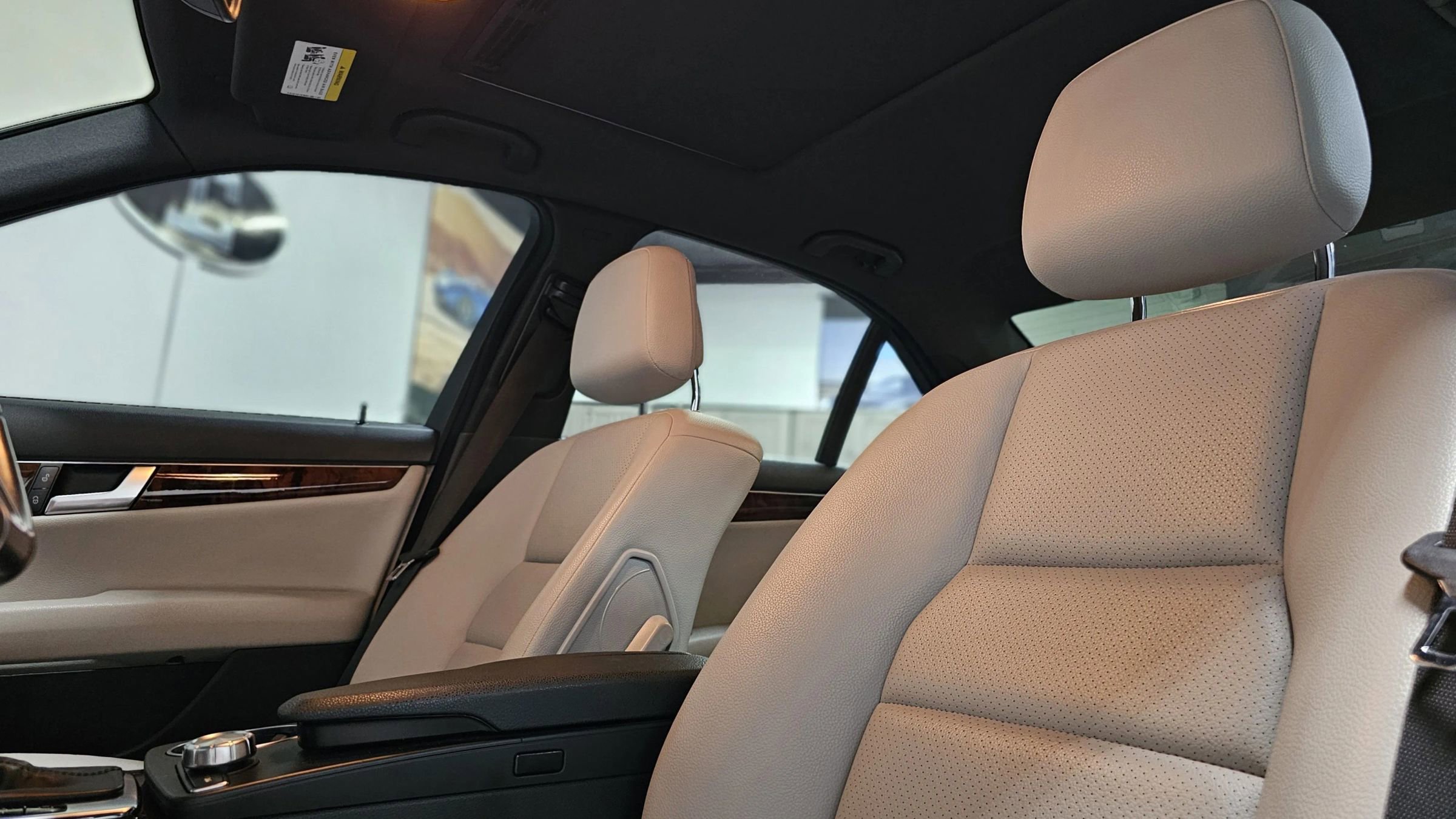 Used 2012 Mercedes-Benz C 250 Sedan image 14