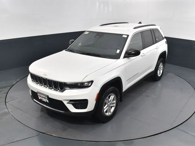 New 2025 Jeep Grand Cherokee Laredo w/ MOPAR Finishing Package image 37