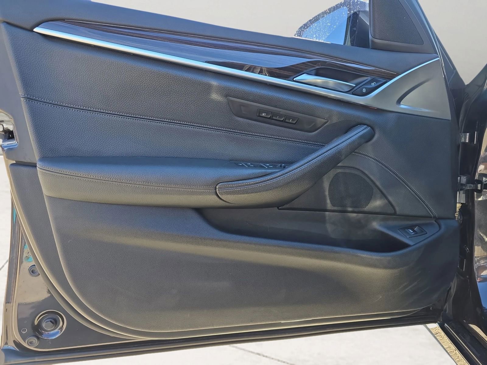 Used 2020 BMW 540i w/ Convenience Package RWD image 13