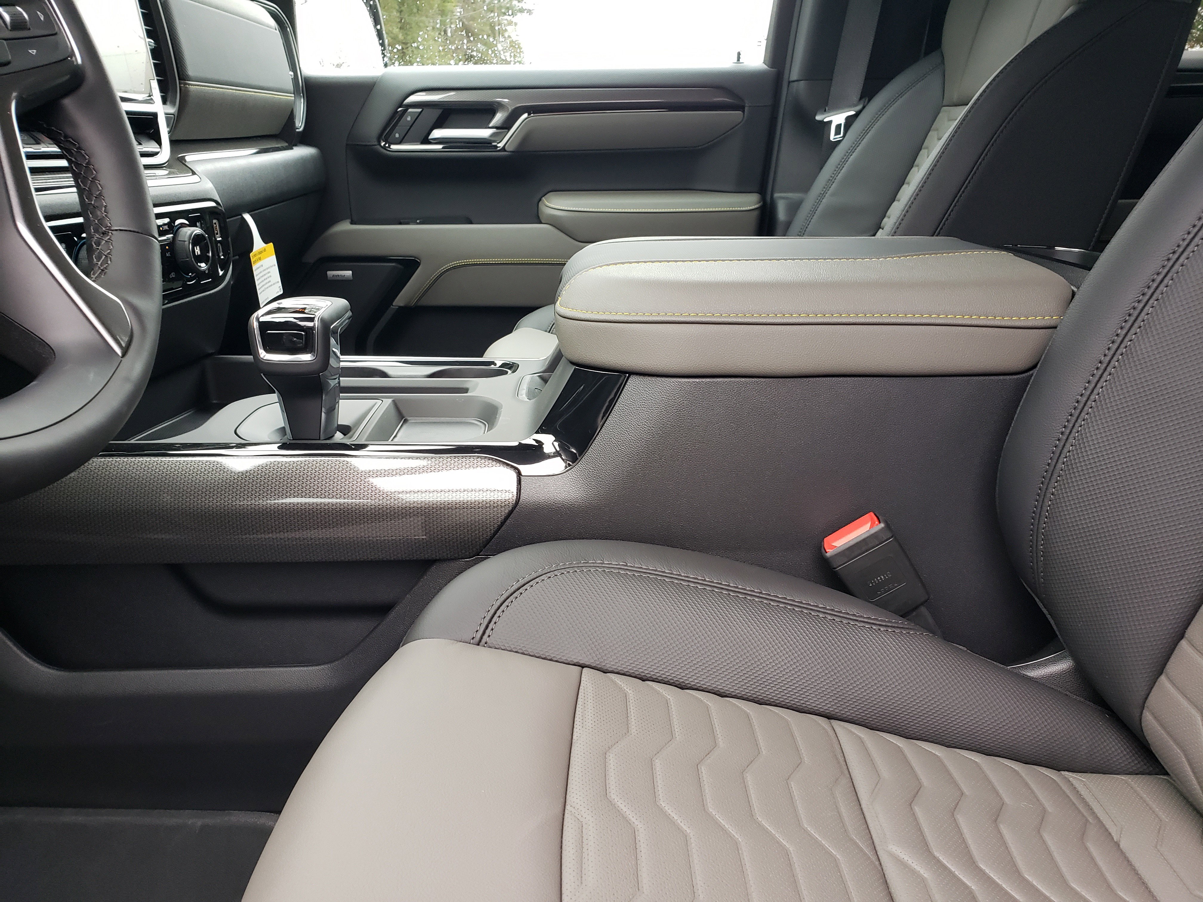 New 2026 Chevrolet Silverado 1500 ZR2 w/ LPO, Dark Essentials Package image 26