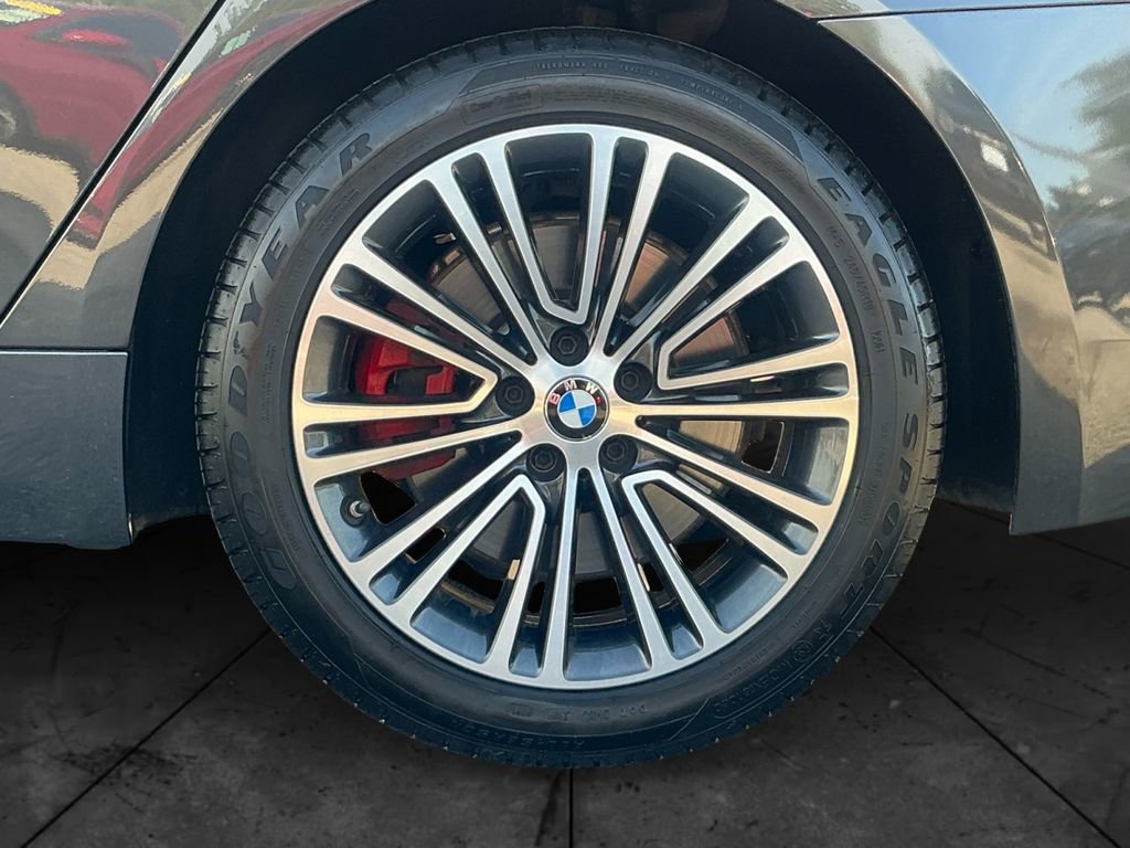 Used 2018 BMW 540i xDrive image 15
