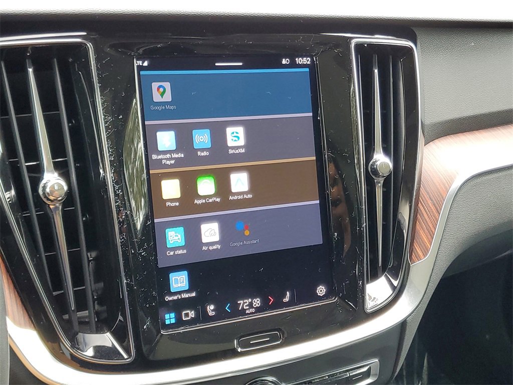 Certified 2025 Volvo V60 B5 Cross Country Plus image 24