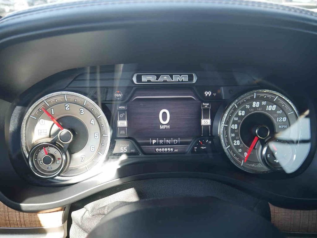 Used 2022 RAM 1500 Limited w/ Body-Colour Bumper Group image 55