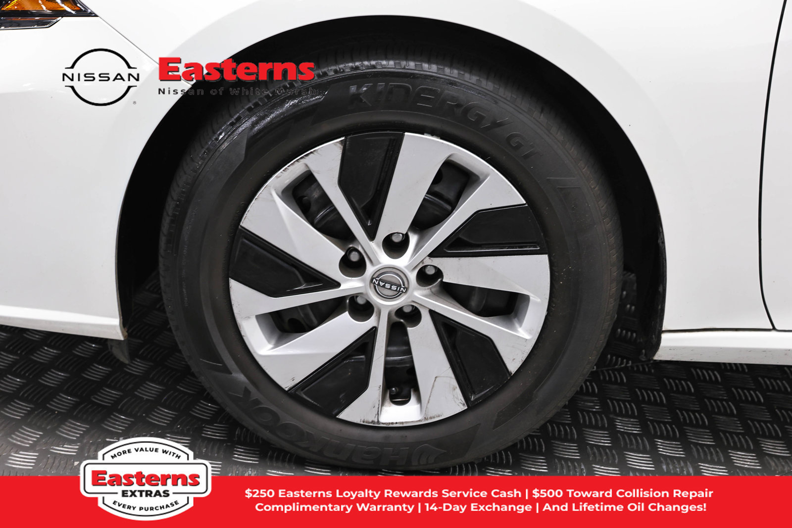 Used 2024 Nissan Altima 2.5 S FWD image 31