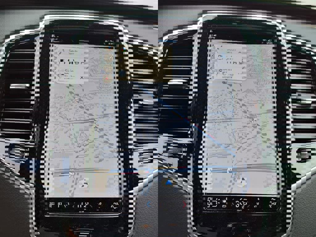 Used 2024 Volvo XC90 T8 Ultimate image 48