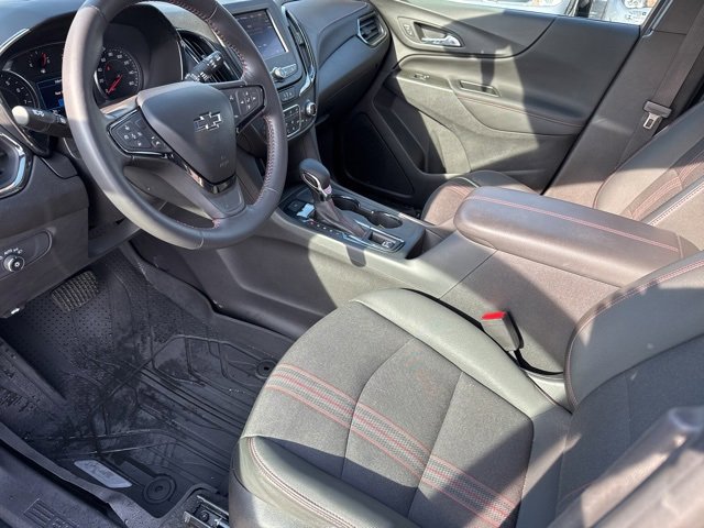 Used 2022 Chevrolet Equinox RS w/ LPO, Floor Liner Package image 18