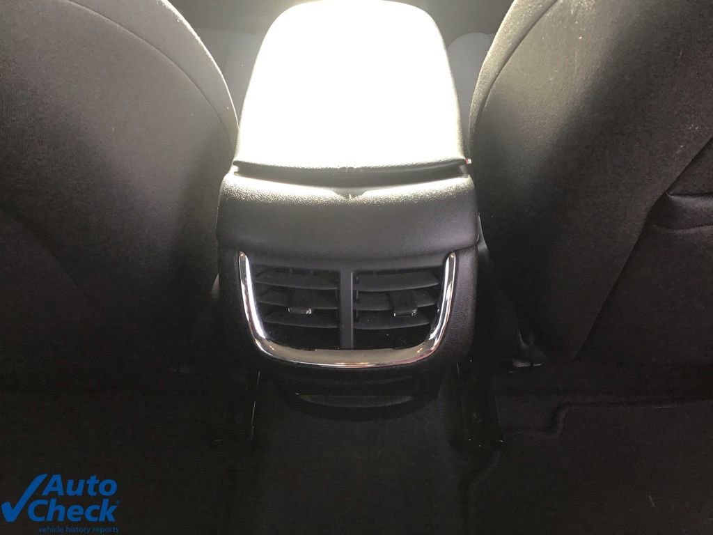 Used 2024 Chevrolet Malibu LT image 15