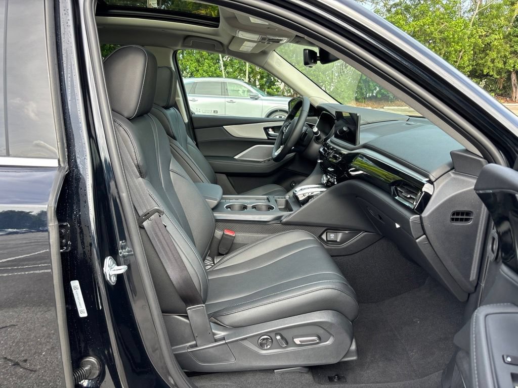 New 2026 Acura MDX SH-AWD image 12