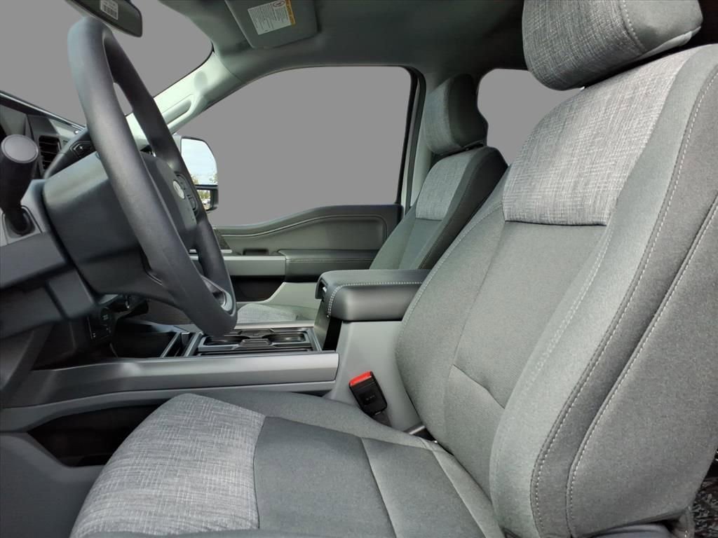 New 2026 Ford F350 XLT w/ XLT Premium Package image 6