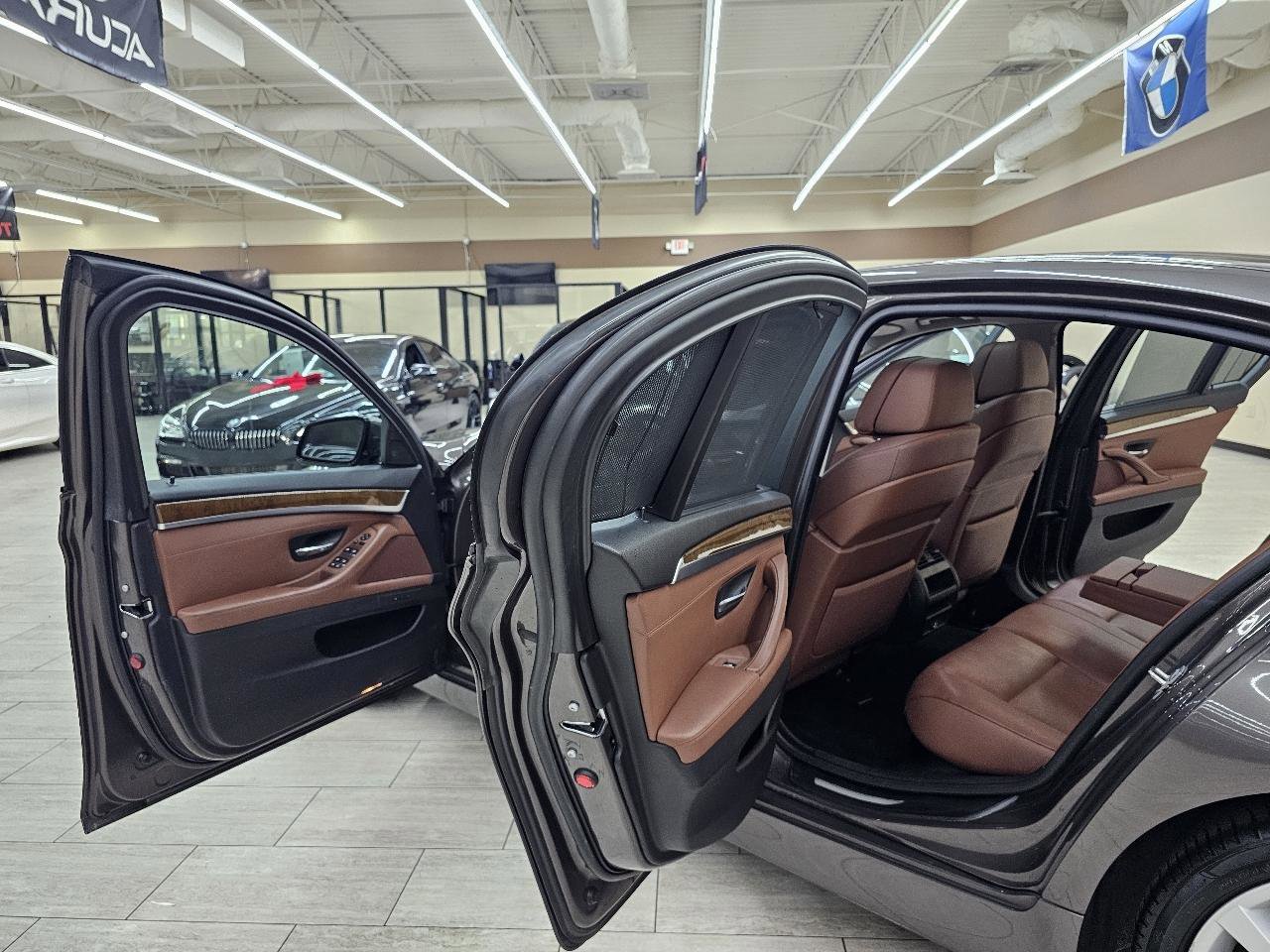 Used 2011 BMW 535i Sedan RWD image 15