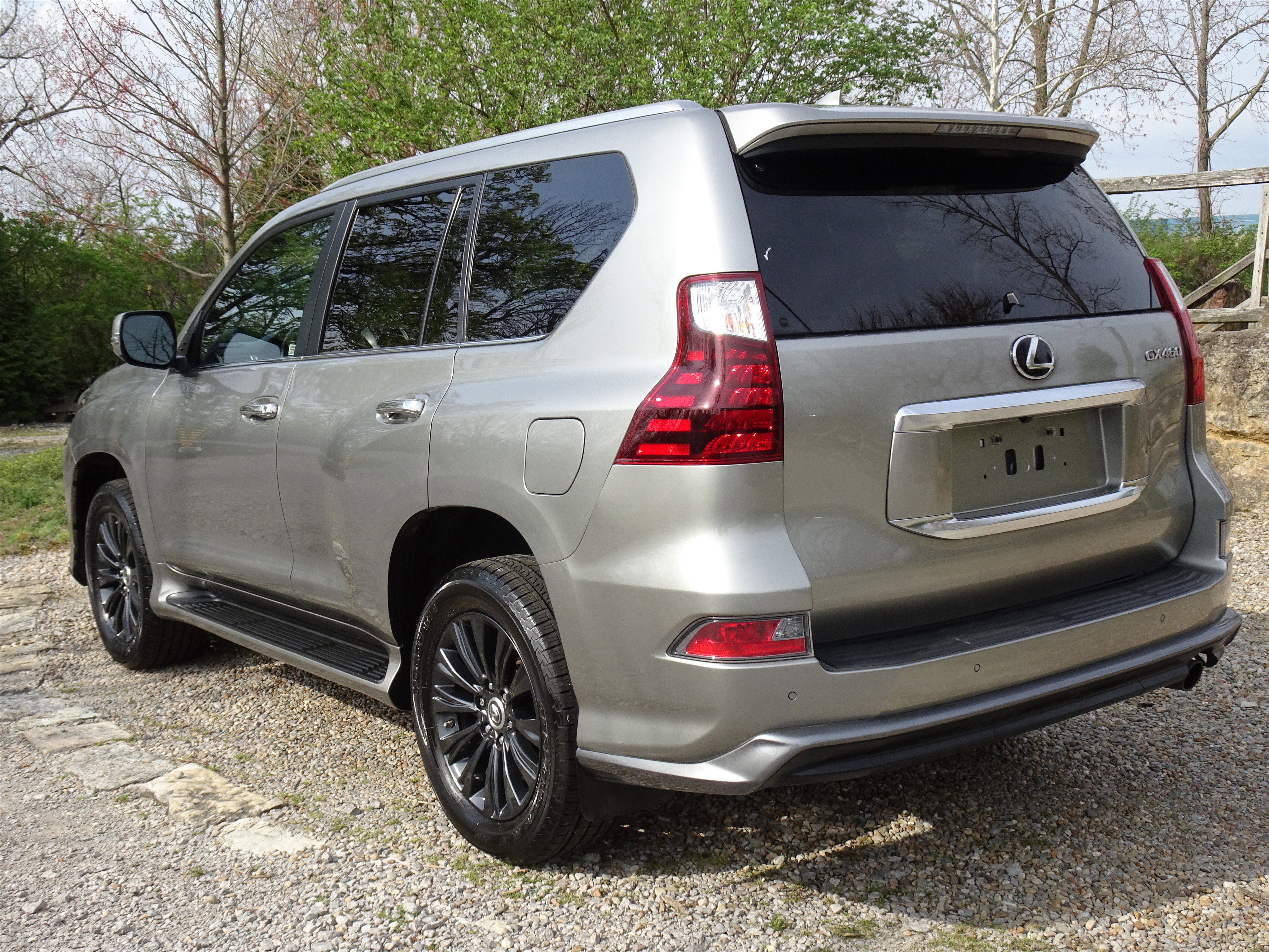 Used 2021 Lexus GX 460 Premium w/ Accessory Package AWD/4WD image 8
